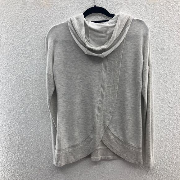 Yogalicious Gray Lightweight Mesh Trim Crossover Back Long Sleeve Hoodie Shirt - Picture 3 of 12